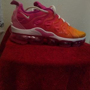 Women's Nike vapor max plus